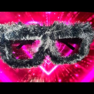 Black fur glasses